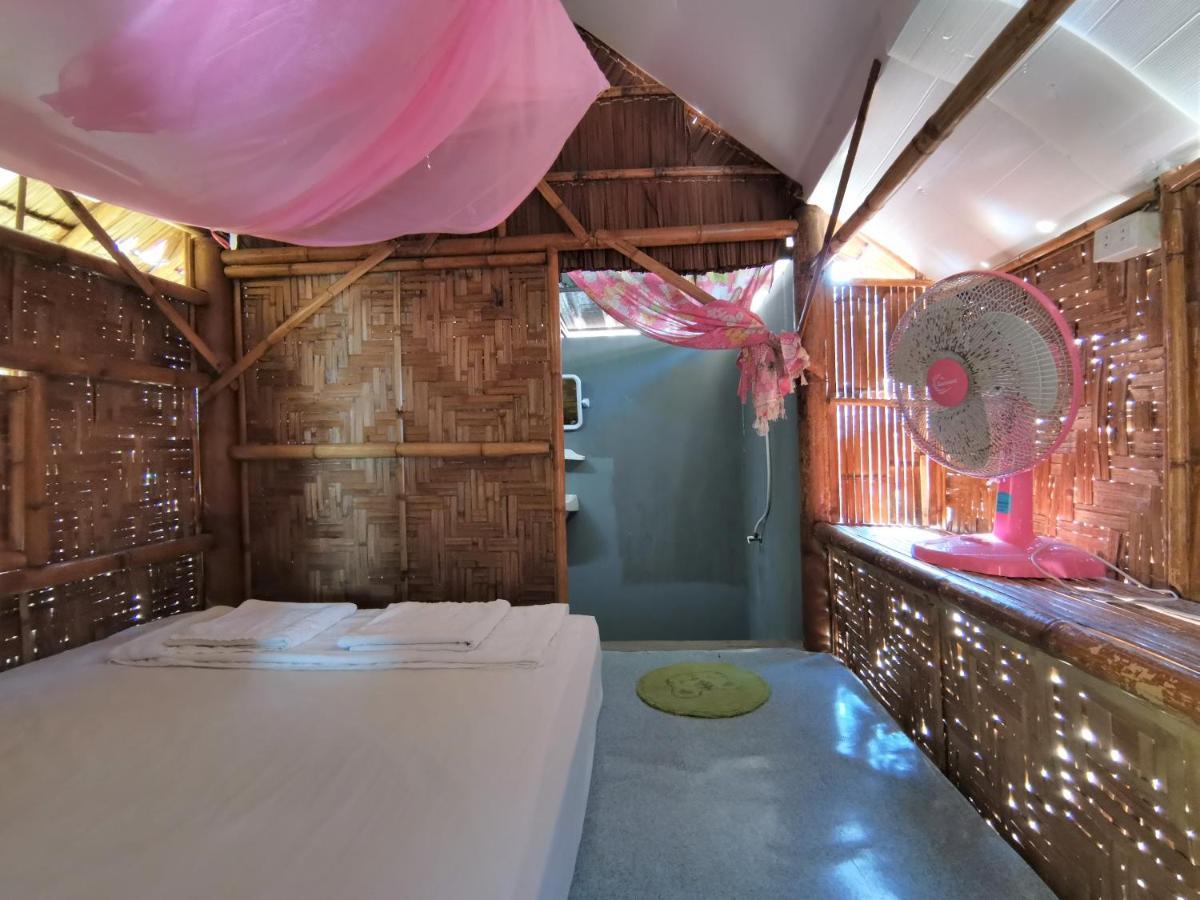 Phuhaya Bamboo Bungalows Koh Lanta Exterior foto